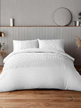 Silentnight Chevron Duvet Cover Set - White