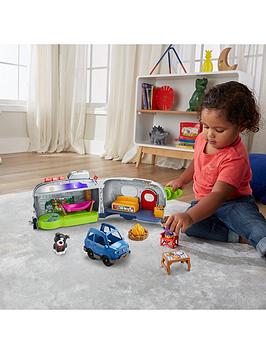 Fisher-Price Little People Light-Up Learning Camper, One Colour