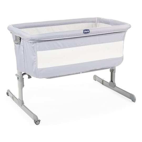 Chicco Next2Me Bedside Baby Crib Grey - Co-Sleeping Baby Cot with Mattress, Detachable Side, Adjustable Height, Mesh Window, Wheels and Trav